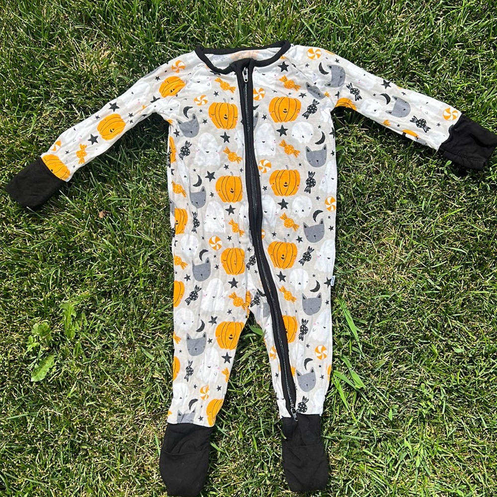 Little sleepies zippered Bamboo Halloween pajamas 3-6 months